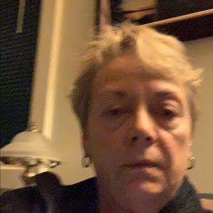 Meet your Posher, Carol